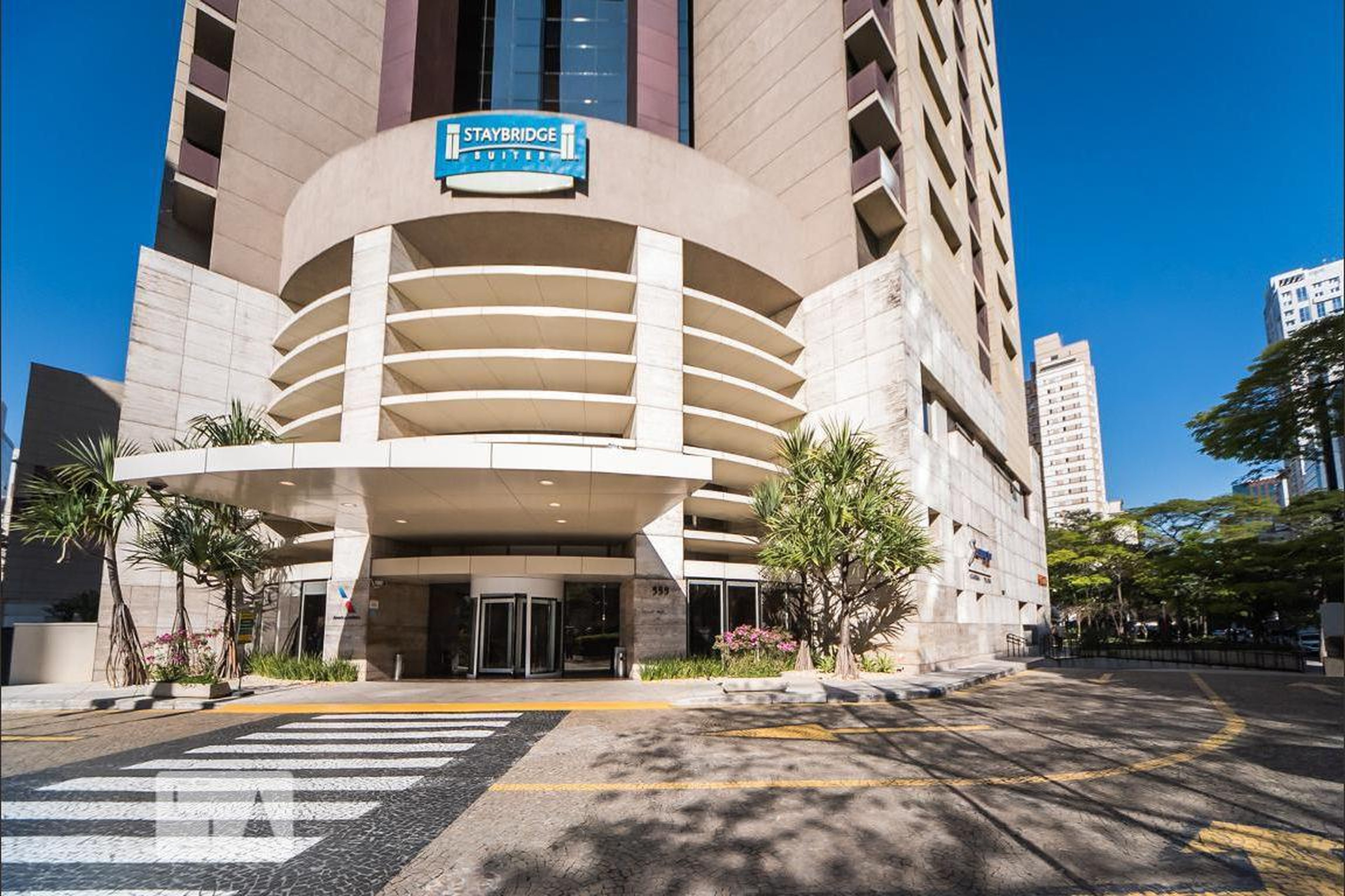 Brascam Century Plaza — Edifício corporativo em Chácara Santo Antônio, São Paulo