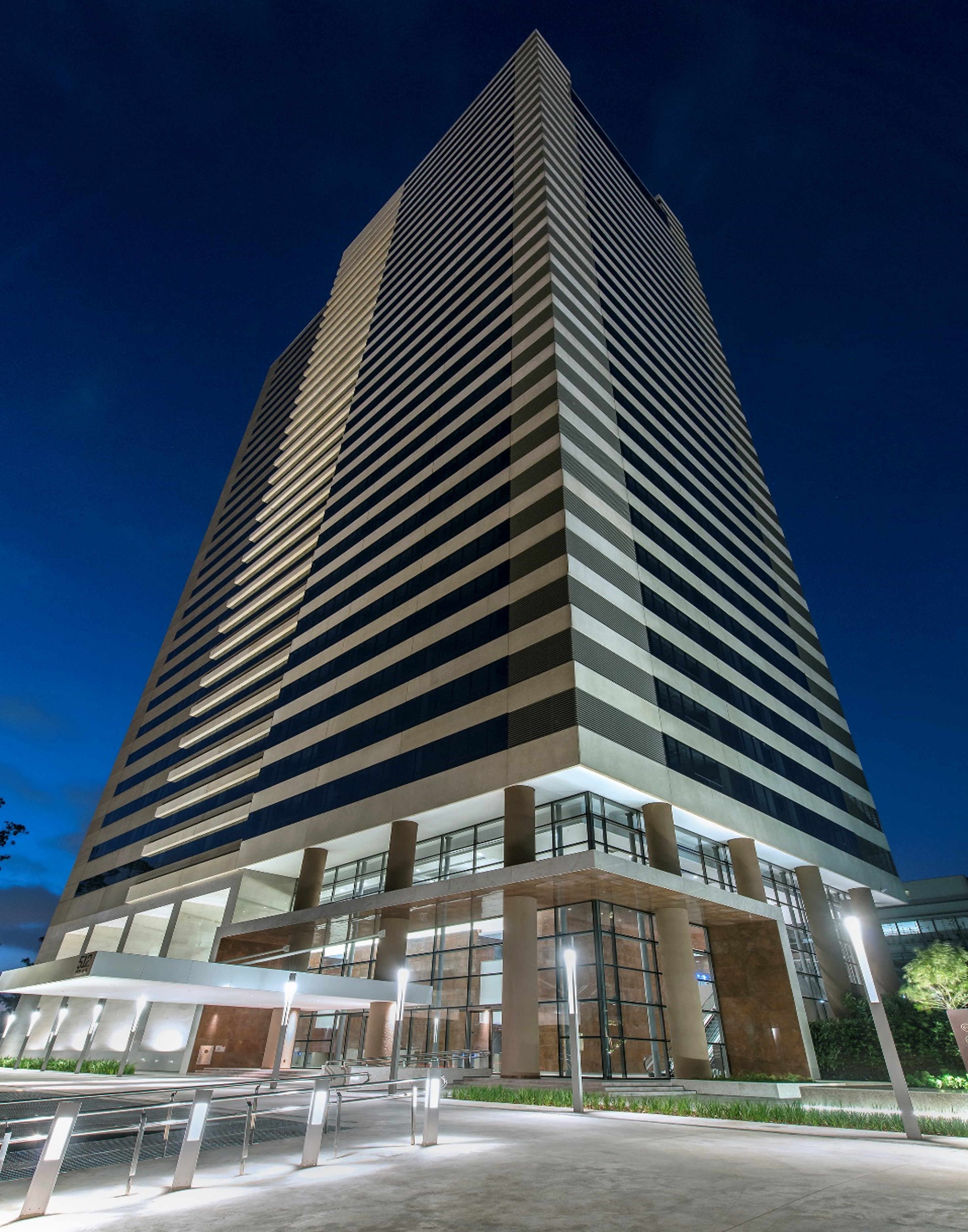 I-Tower Alphaville — Edifício corporativo em Alphaville, São Paulo