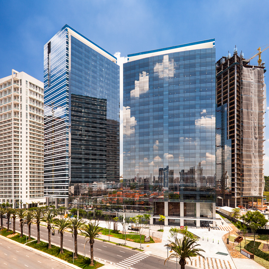 Morumbi Corporate - Diamond Tower — Edifício corporativo em Chucri Zaidan, São Paulo