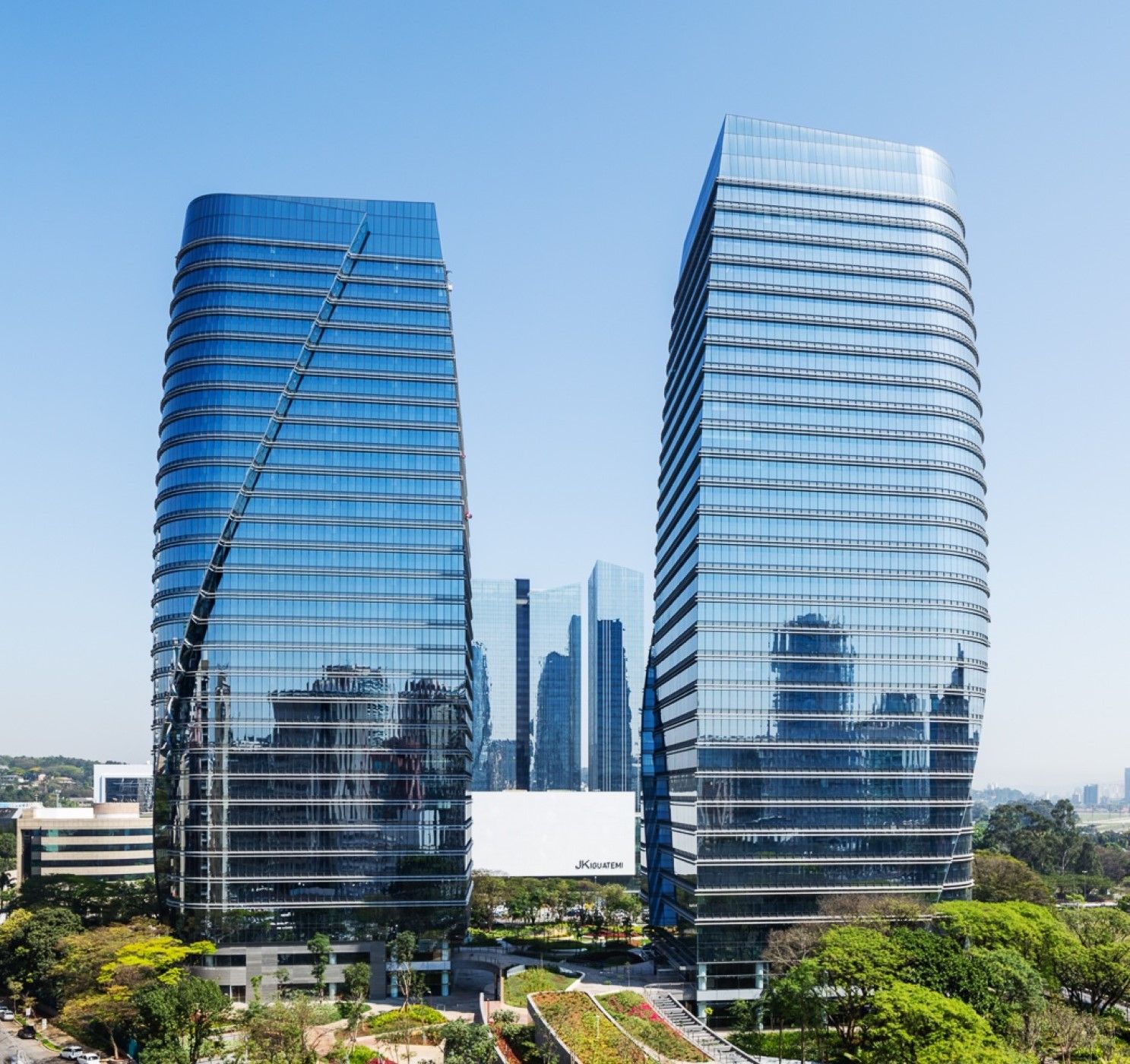 São Paulo Corporate Towers — Edifício corporativo em Vila Olímpia, São Paulo